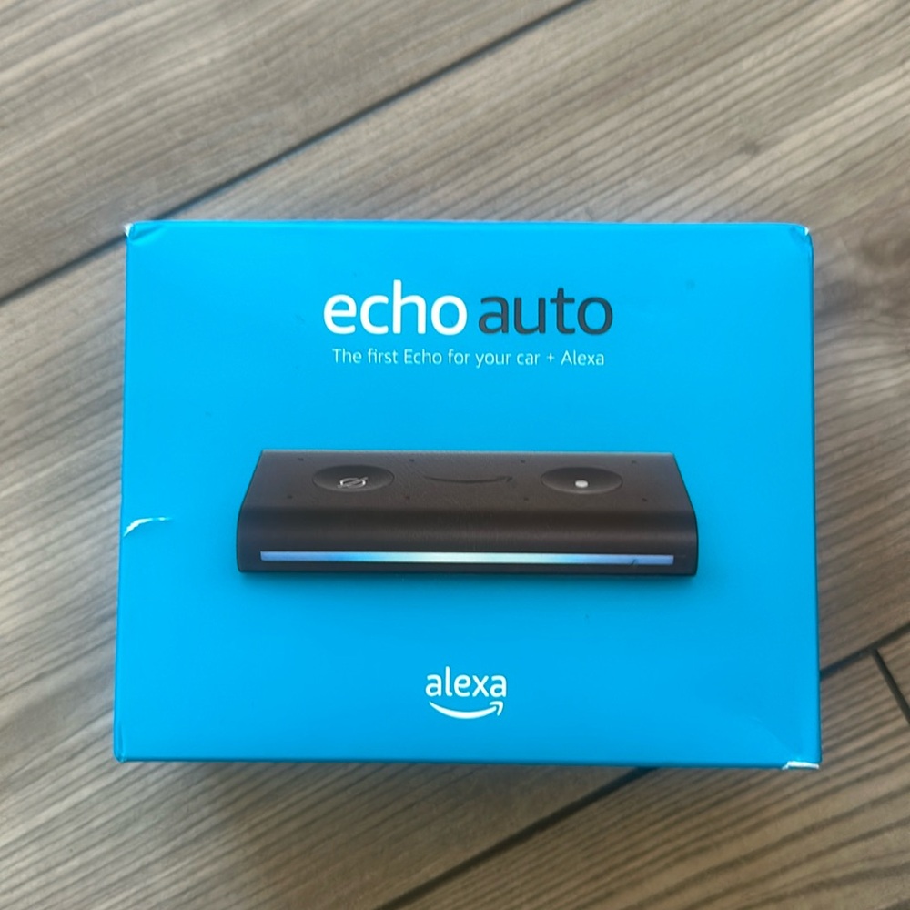 NWT Sealed Alexa Auto Amazon Echo